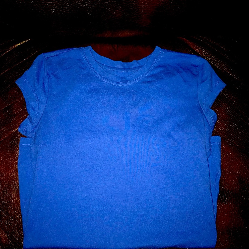 blue t-shirt
